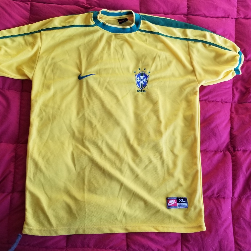 Nike men's large authentic Brazilian jersey